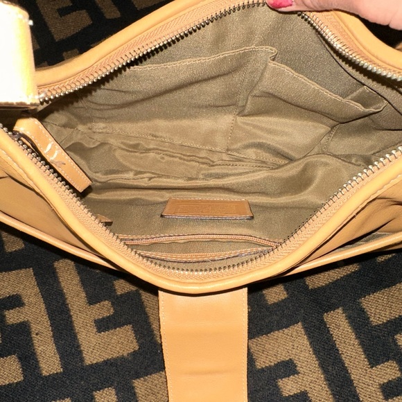 Authentic Vintage Coach shoulder Bag - Picture 4 of 16